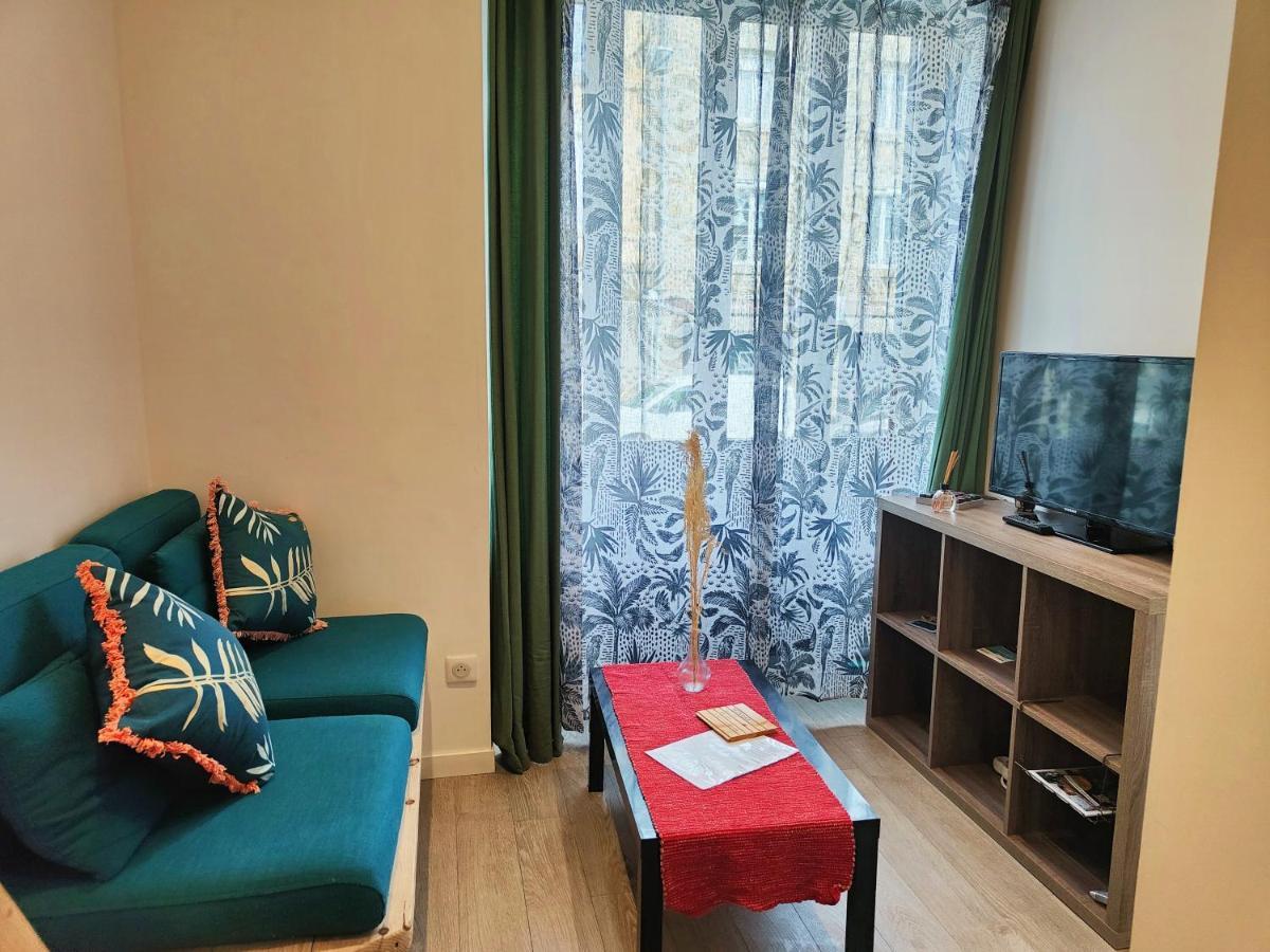 Apartament Studio Hikoki Dinan Zewnętrze zdjęcie